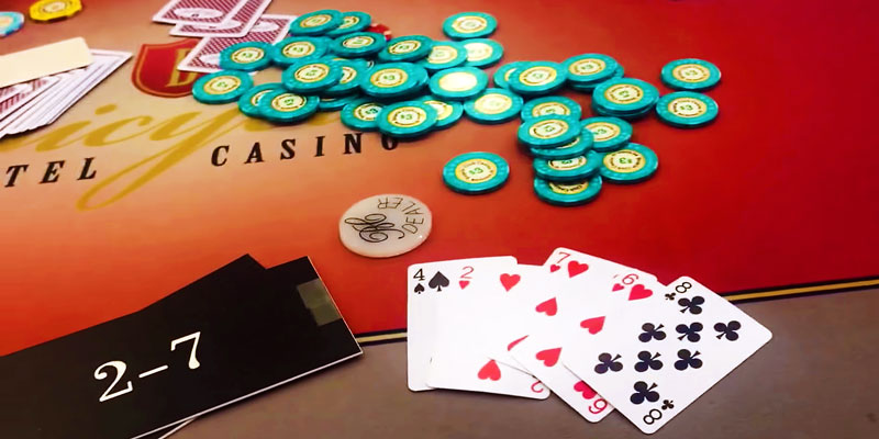 Poker 2-7 Triple Draw play in Casino